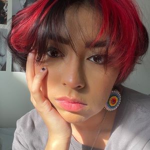 Meet your Posher, Noa